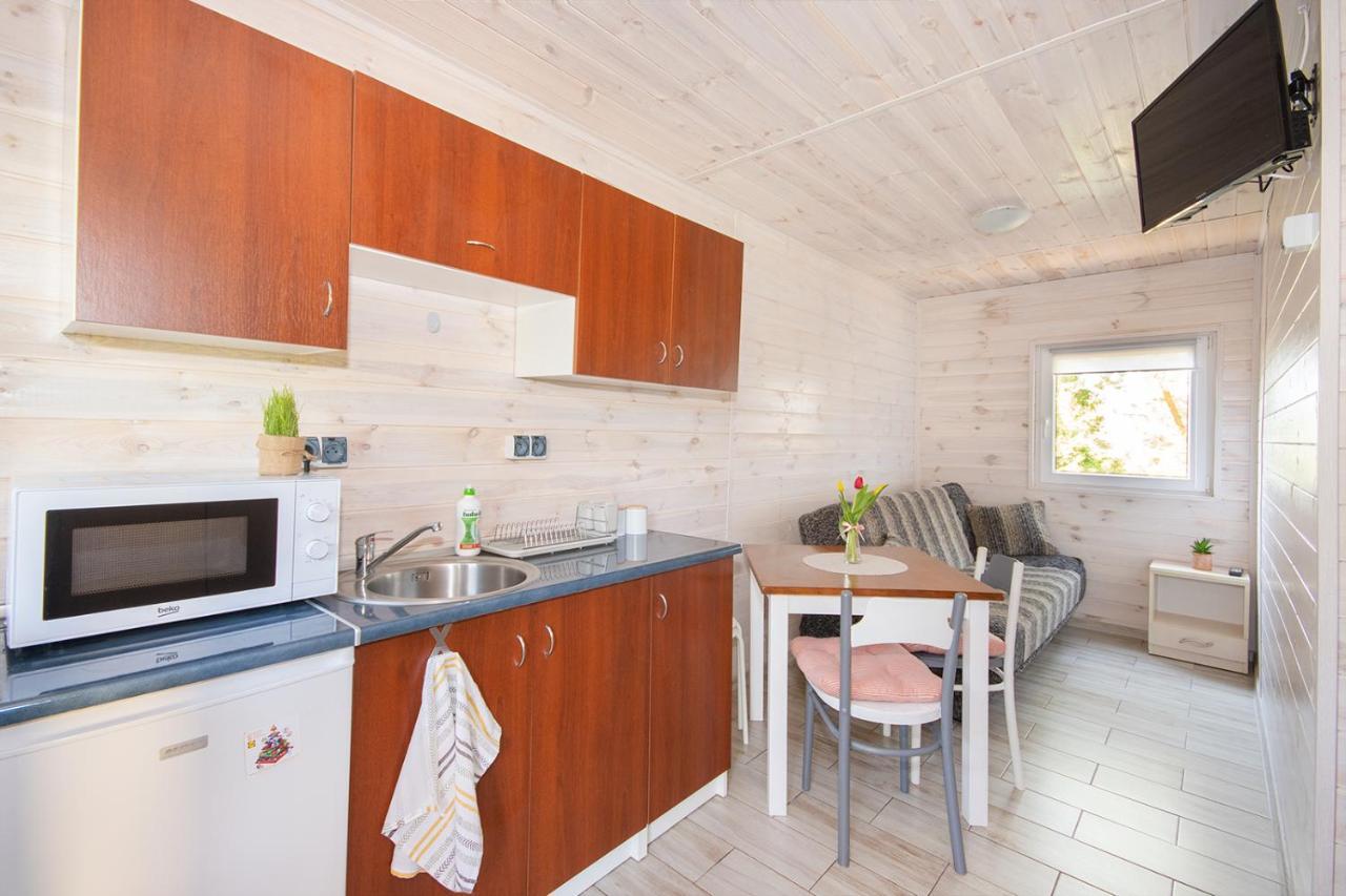 Przyjazna Osada - Domki I Apartamenty Darlowo Luaran gambar