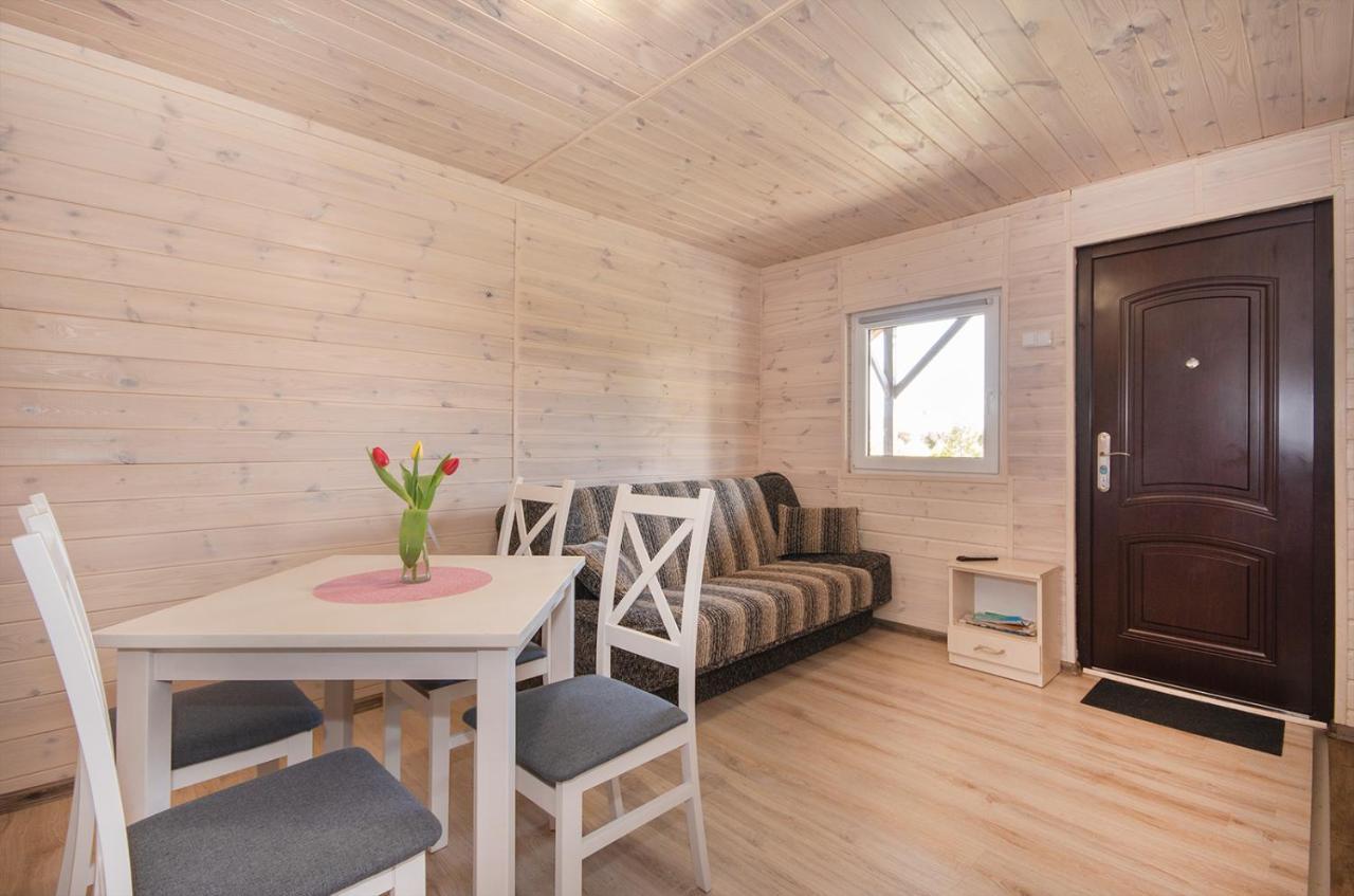 Przyjazna Osada - Domki I Apartamenty Darlowo Luaran gambar