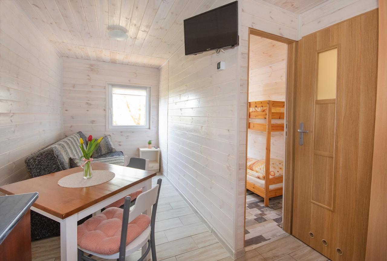 Przyjazna Osada - Domki I Apartamenty Darlowo Luaran gambar