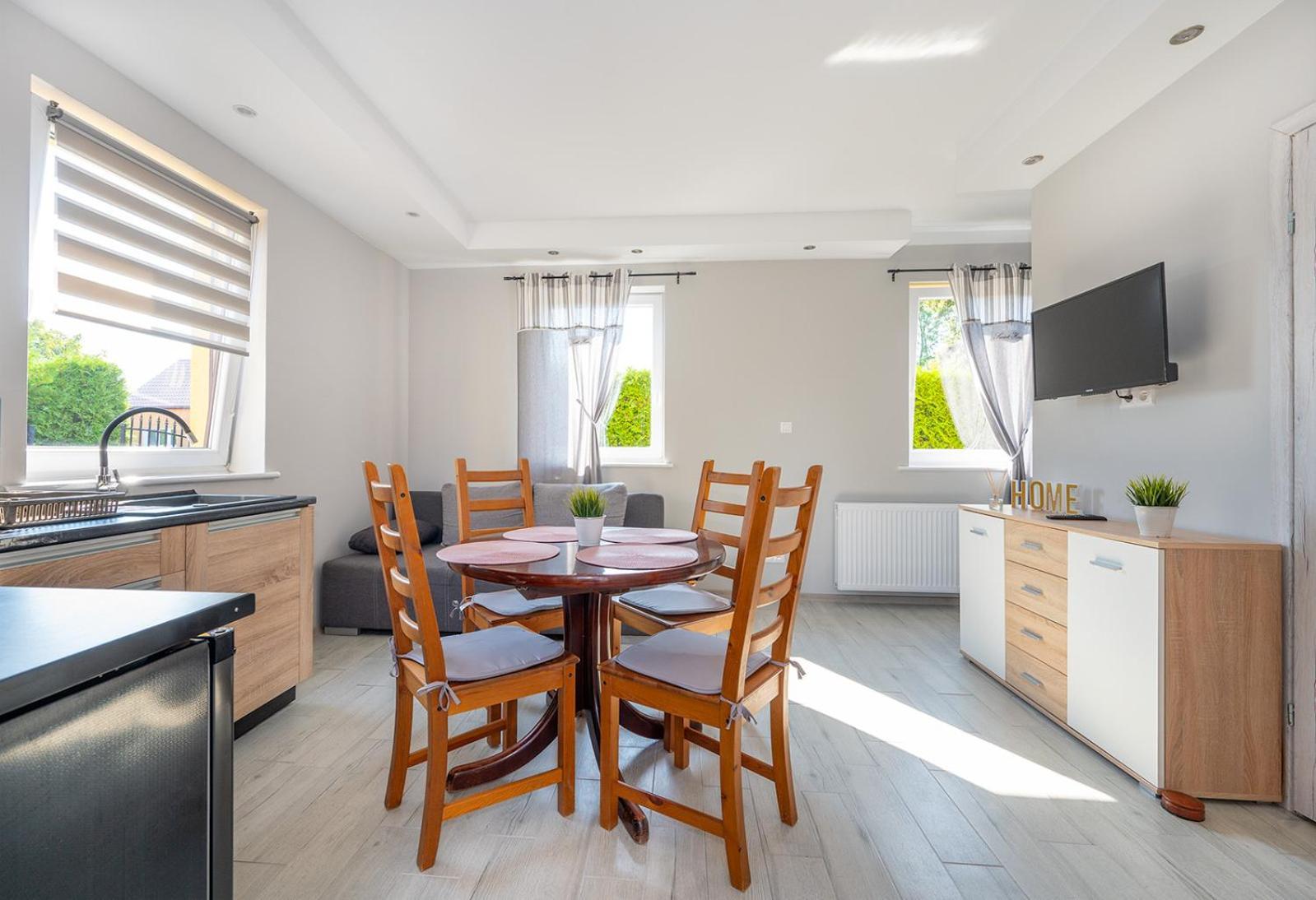 Przyjazna Osada - Domki I Apartamenty Darlowo Luaran gambar